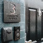 Harrow Lodge - Strictly No Parties